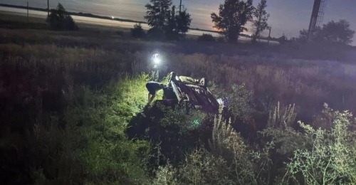 В Ташлинском районе автомобиль Lada Priora под управлением 20-летней девушки на скорости слетел в кювет