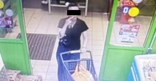 В Тюльгане девушка почти неделю выносила из магазина продукты