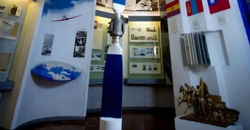 Оренбургская «Лётка» отмечает 105-летие