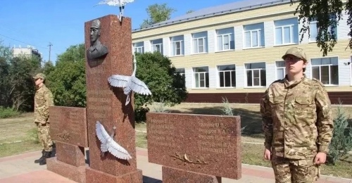 В Бузулукском районе почтили память Героя России Антона Марченко