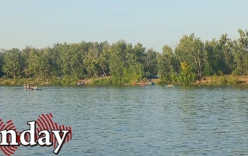 В Оренбурге очевидцы сообщают о ЧП на озере Старица