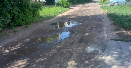 Оренбуржцы просят обратить внимание на состояние улицы Курочкина