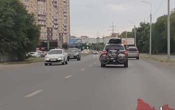 Фото дня: водитель из Оренбурга, кажется, подготовился ко всем возможным сценариям с топливом