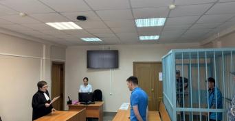Затащили в машину и били: суд в Оренбурге арестовал двоих похитителей
