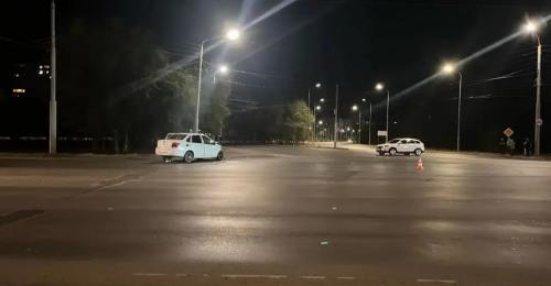 Не уступила при повороте: в Оренбурге в ДТП пострадала маленькая девочка