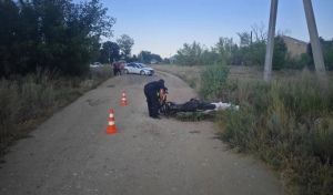 В Акбулакском районе мужчина погиб в ДТП, упав на мотоцикле