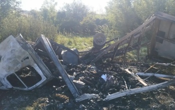 Стали известны подробности ДТП в Шарлыкском районе, в котором сгорел грузовой фургон