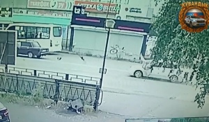 В Кувандыке пьяный водитель ВАЗа сбил пенсионерку на велосипеде и скрылся с места ДТП