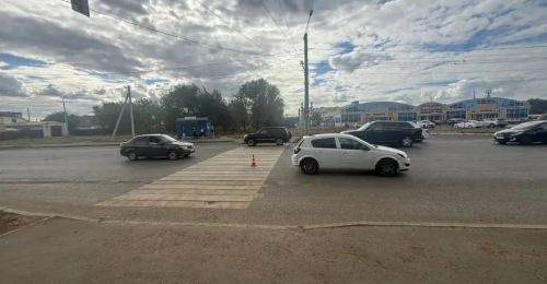 В Оренбурге под колеса автомобиля Opel Astra попал семилетний велосипедист