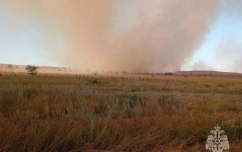 Огонь отступил: в Орске ликвидировали пожар, охвативший 800 гектаров