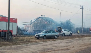 Оренбургские полицейские помогли людям при пожарах