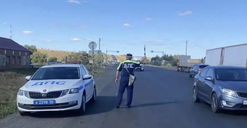 Оренбургский водитель пролетел мимо госавтоинспектора и попал под статьи