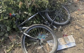 В Орске пенсионер не успел проскочить на велосипеде перед автомобилем