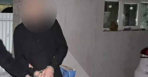 Пришел мириться, а ушел с деньгами: в Оренбуржье мужчина обчистил бывшую подругу