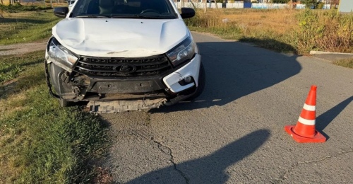 В Беляевке 17-летний мотоциклист не пропустил Lada Vesta и попал в больницу