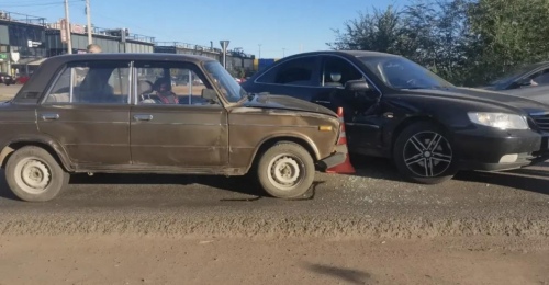 В Оренбурге в результате столкновения двух машин пострадала пенсионерка