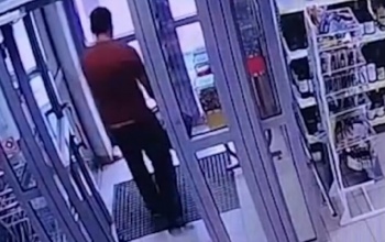 Захотелось выпить и сладенького: в Гае поймали магазинного воришку