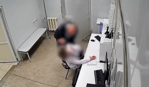 Орчанин, избивший медсестру в больнице, выслушал приговор