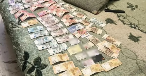 В Оренбургском районе пожилой пассажир такси умыкнул чужое увесистое портмоне