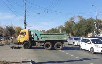 В Оренбурге велосипедист попал под колеса «КАМАЗа»