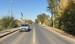 В Оренбурге 17‑летняя девушка попала под машину на пешеходном переходе