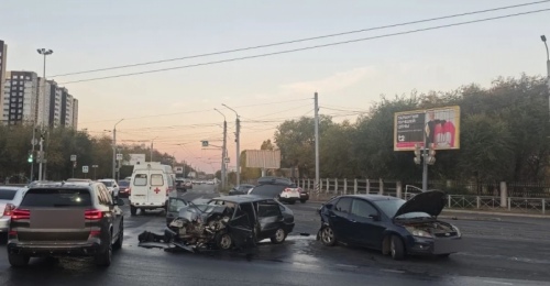 Трое пострадавших госпитализированы после ДТП в Оренбурге