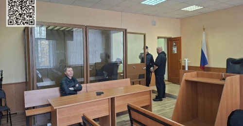 В Оренбурге мужчина, забивший женщину черенком от швабры, заключён под стражу (18+)