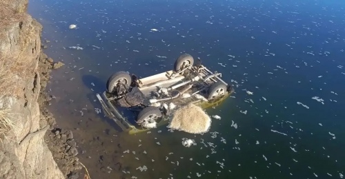 Смертельное ДТП в Кваркенском районе: водитель «Нивы» погиб, съехав в реку Урал