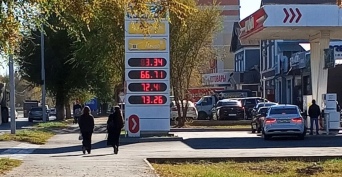 В Оренбургской области на некоторых АЗС сняли все ограничения по продаже топлива