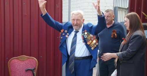 Бузулук поздравляет ветерана Александра Ивановича Курцева