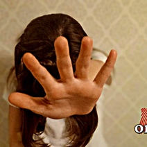 В Орске отец девочки-подростка довел до того, что она захотела сменить фамилию