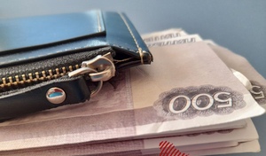 Какие зарплаты получают оренбургские медработники