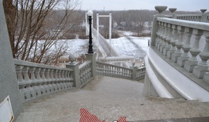 В Оренбурге очевидцы спасли девочку-подростка, провалившуюся под лёд на Урале