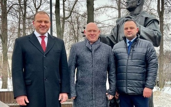 Одного самбиста Салмина Оренбургу оказывается мало