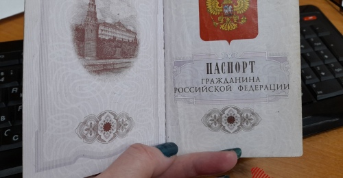 Подтвердить учетную запись на Госуслугах оренбуржцы смогут в салонах связи