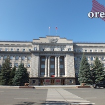 Губернатор отправил на дистанционку работающих пенсионеров, беременных и 