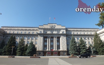 Губернатор отправил на дистанционку работающих пенсионеров, беременных и 