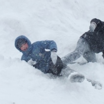 Роспотребнадзор - оренбуржцам: Детям гулять в морозную погоду полезно