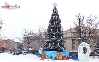 Огни на главной елке Оренбурга зажгутся 28 декабря