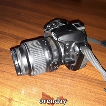 22-летняя жительница Оренбуржья сфотографировалась на фоне флага ЛГБТ* 