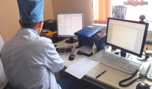 В Оренбуржье истории приписок в медкартах пациентов поликлиник одна смешнее другой