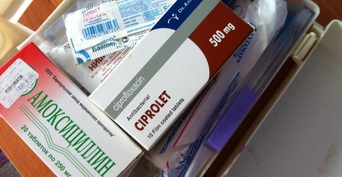 В Бузулуке двухлетняя девочка отравилась таблетками