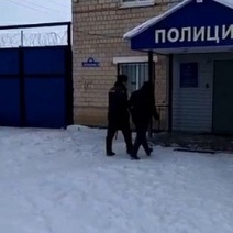 Мошенник из Кирова продавал несуществующие детские коляски в Новоорске и по стране