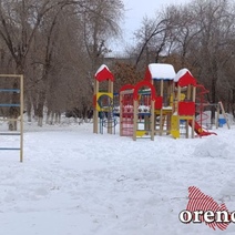 Детские площадки в Оренбурге становятся объектами исключительно летнего пользования 