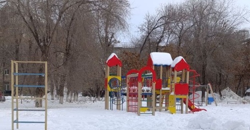Детские площадки в Оренбурге становятся объектами исключительно летнего пользования 