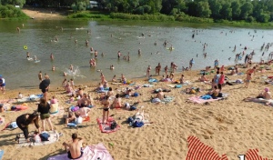 Вода и песок прошли проверку: опубликован список безопасных пляжей Оренбуржья