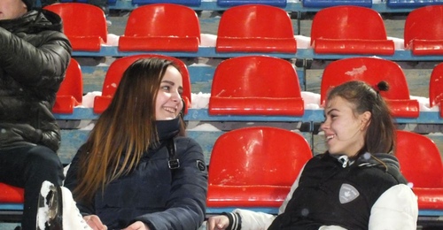 Где в Оренбурге покататься на коньках бесплатно и за деньги