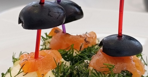 Новогодний лайфхак : оренбурженка требует деньги за травму на корпоративе