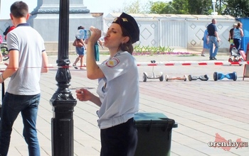 Как в жару, отправляясь на работу, оренбуржцам соблюсти дресс-код