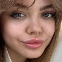 Выросшая сиротой оренбурженка узнала от Орендэй про скорое новоселье